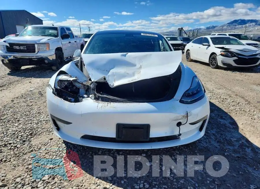 5YJ3E1EB1KF511168 Photo# 5