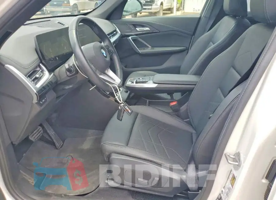 WBX73EF09S5243941 Photo# 7