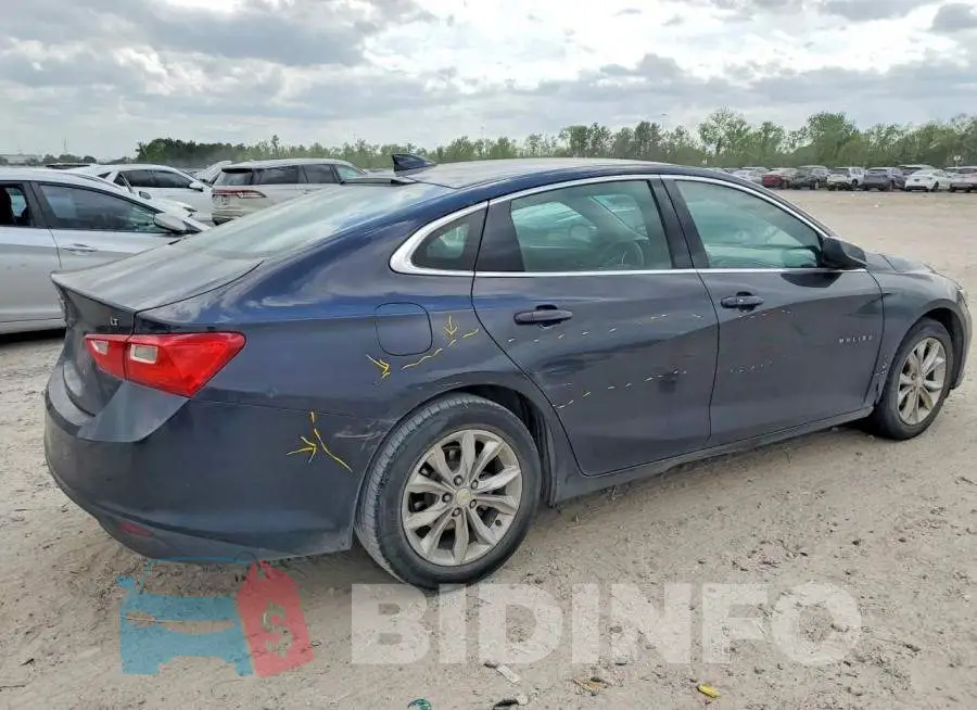 1G1ZD5ST3PF133772 Photo# 3
