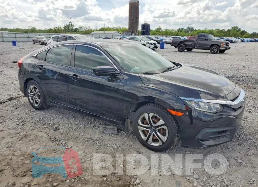 19XFC2F56HE067818 Photo# 4