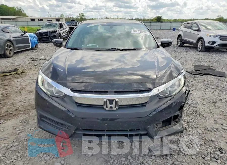 19XFC2F56HE067818 Photo# 5