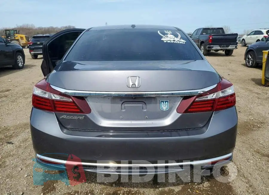 1HGCR2F82HA266722 Photo# 6