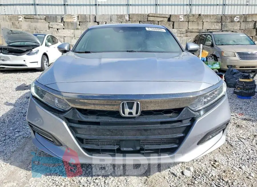 1HGCV1F37KA028852 Photo# 5