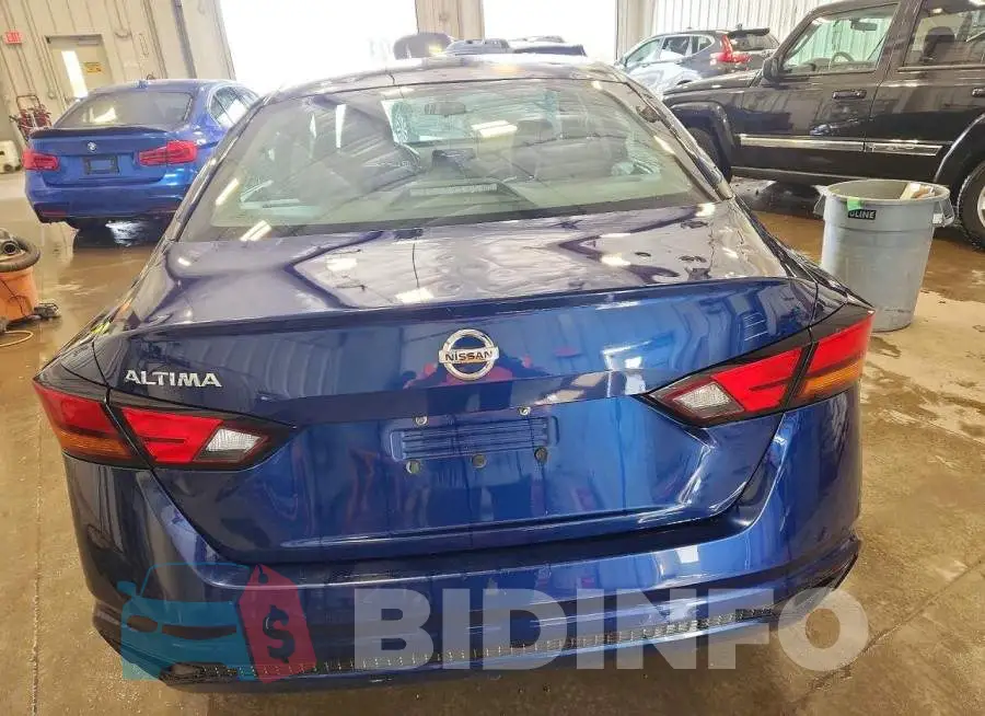 1N4BL4BV0NN333783 Photo# 6
