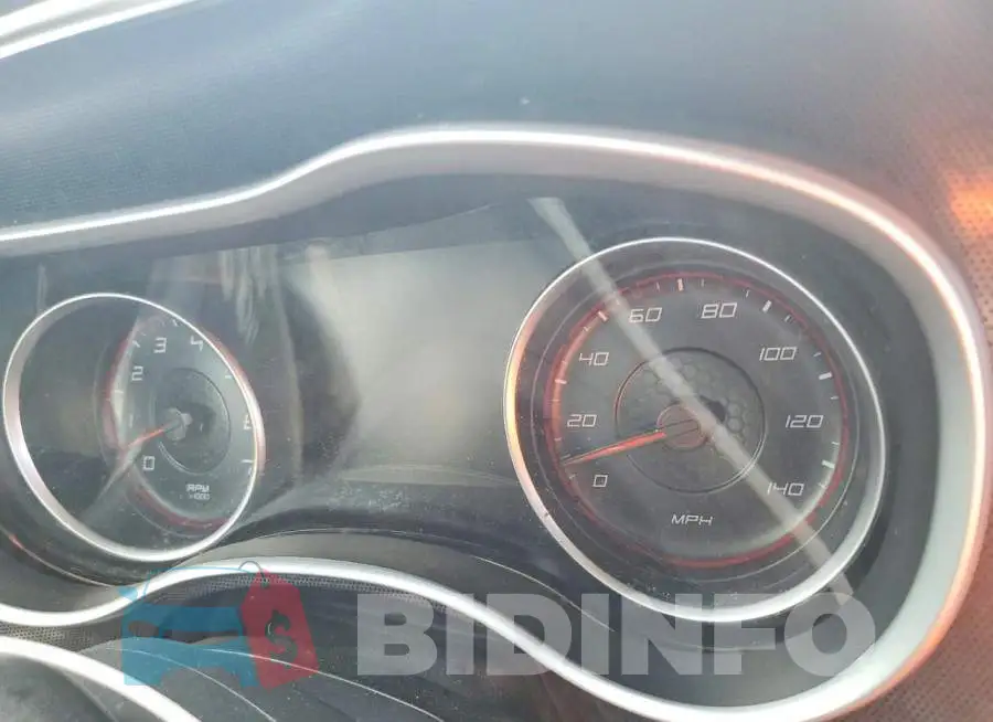 2C3CDXHG8HH652890 Photo# 9