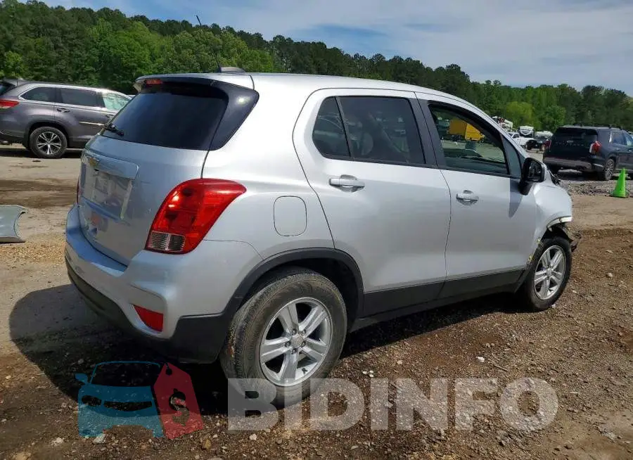 KL7CJKSM9NB554118 Photo# 3