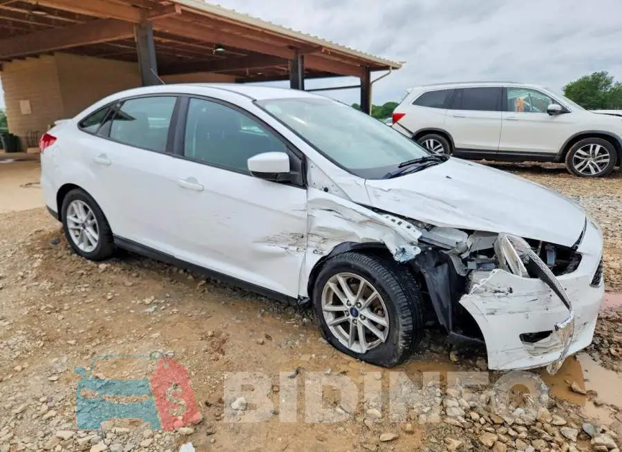 1FADP3F27JL328044 Photo# 4