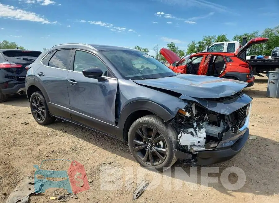3MVDMBCM7SM812443 Photo# 4