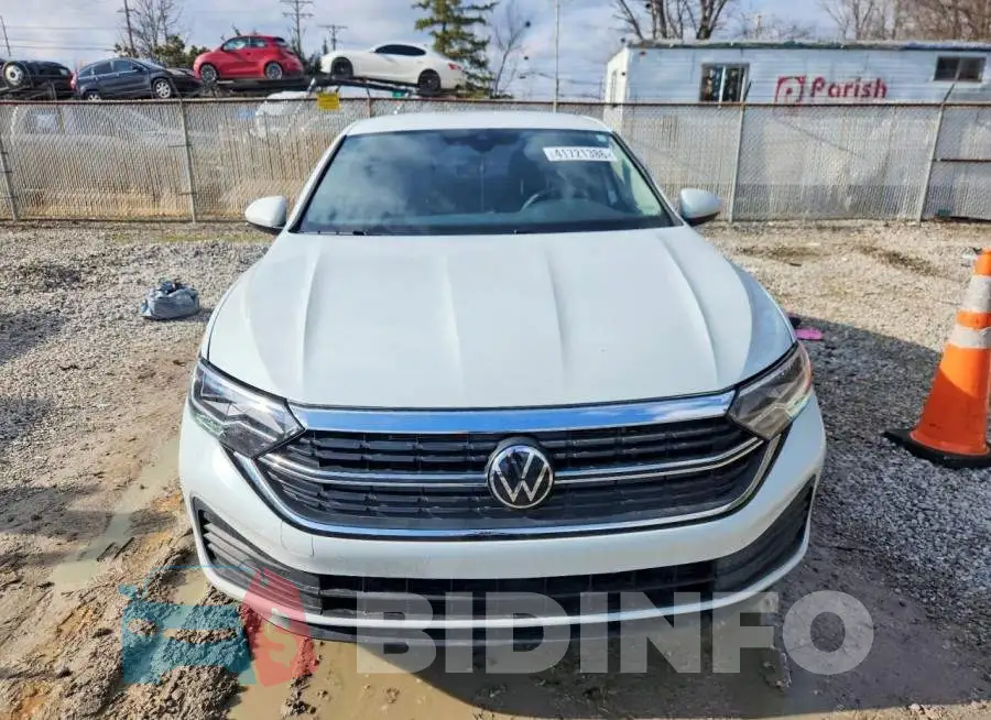 3VW5M7BU2RM102006 Photo# 5