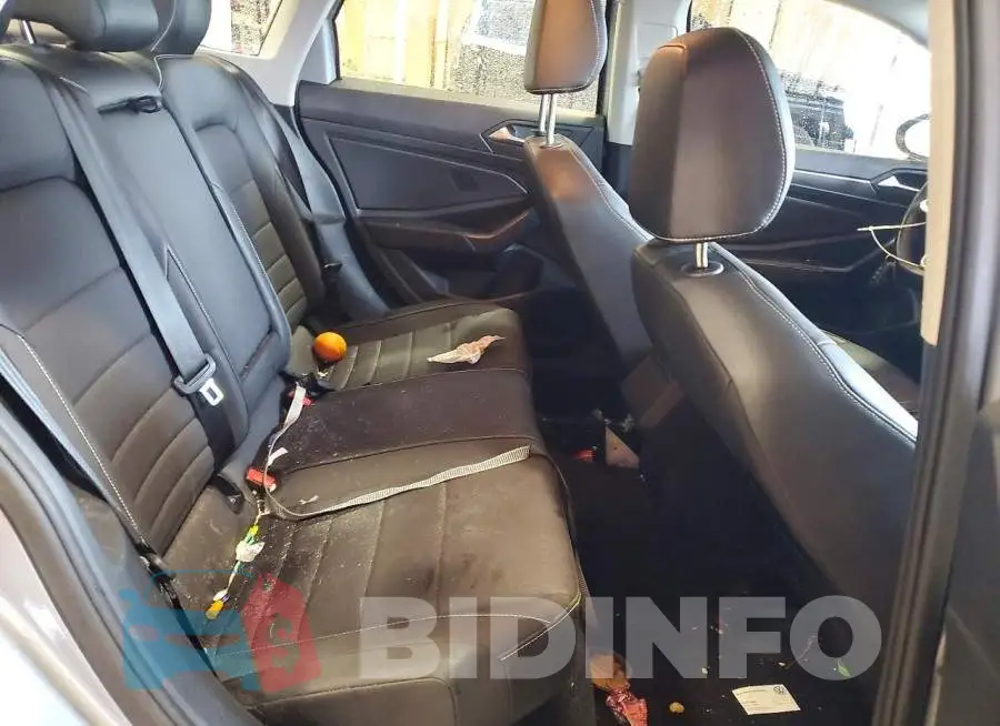 3VW7M7BU6RM090628 Photo# 10