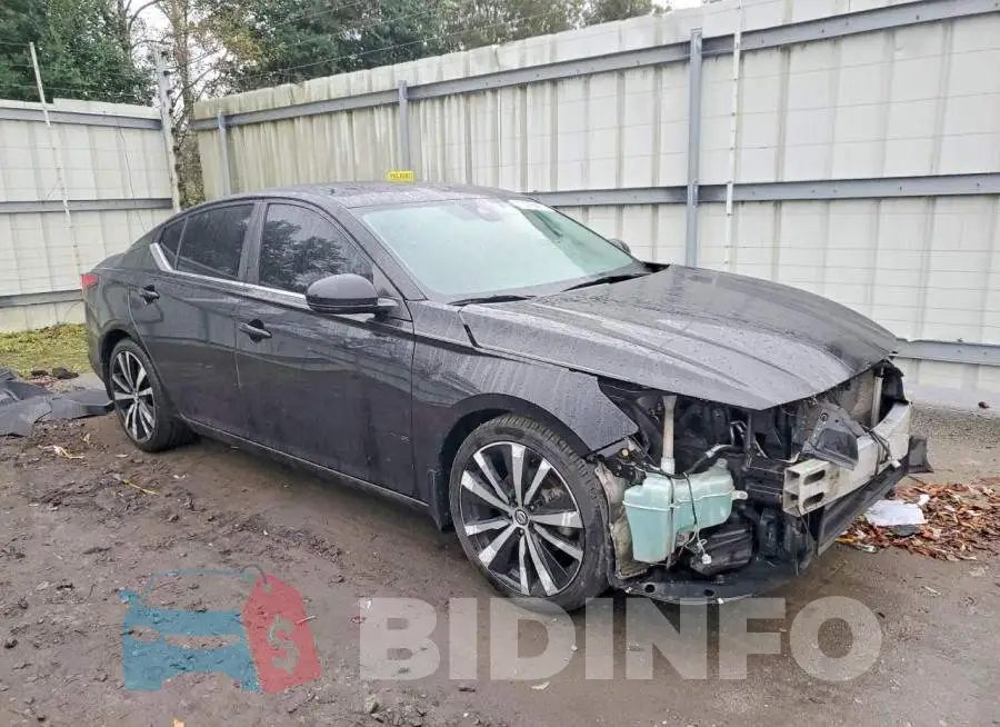 1N4BL4CV1LC174909 Photo# 4