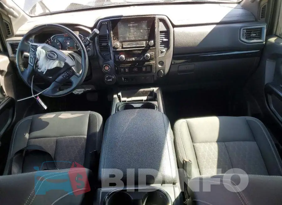 1N6AA1EDXPN105075 Photo# 8