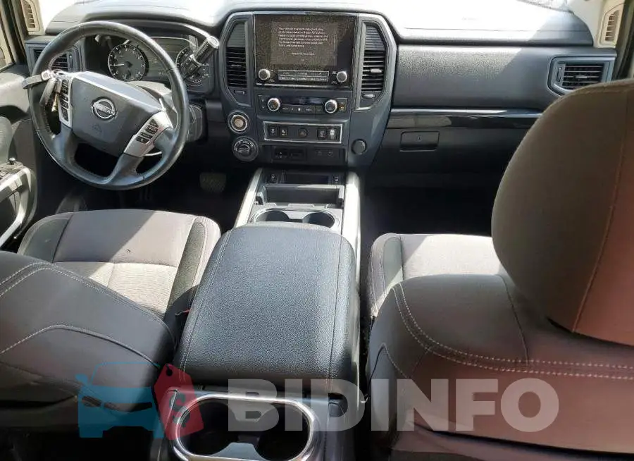 1N6AA1FB9PN106084 Photo# 8