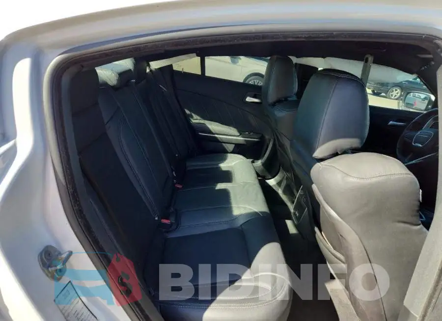 2C3CDXCT0KH575282 Photo# 10