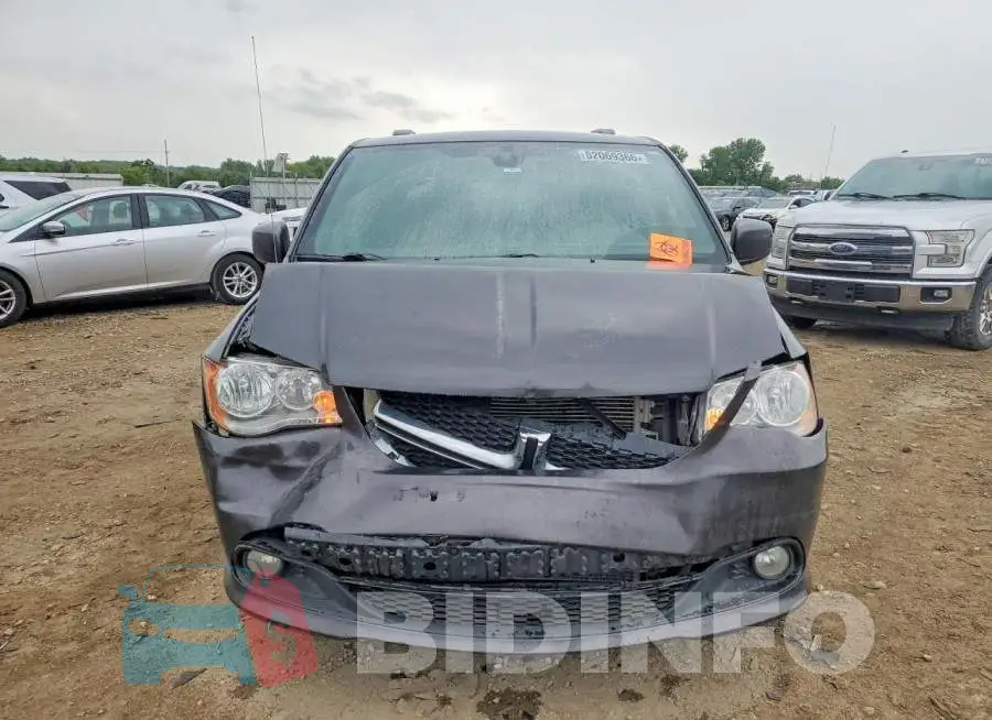 2C4RDGCG5KR521110 Photo# 5