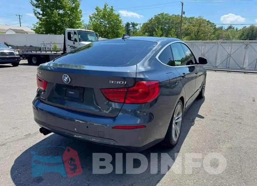 WBA8Z9C51JB220190 Photo# 3