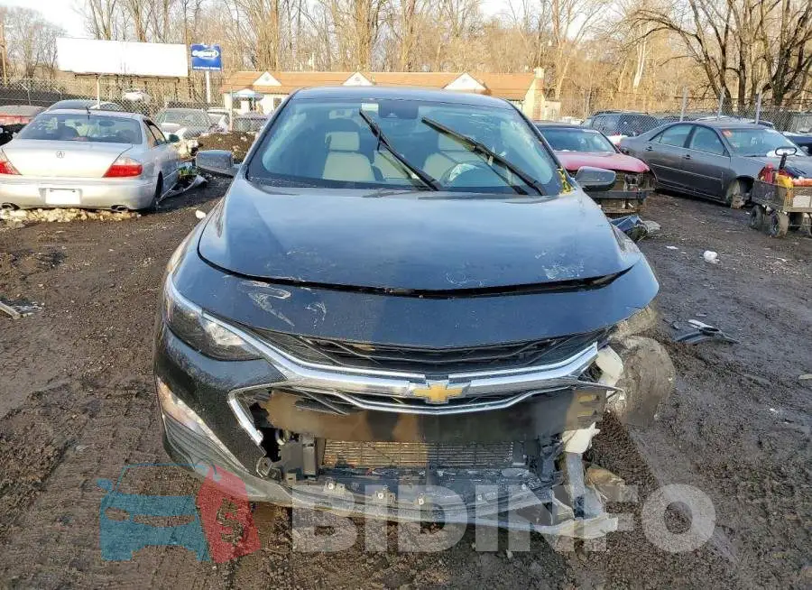 1G1ZD5ST1PF144365 Photo# 5