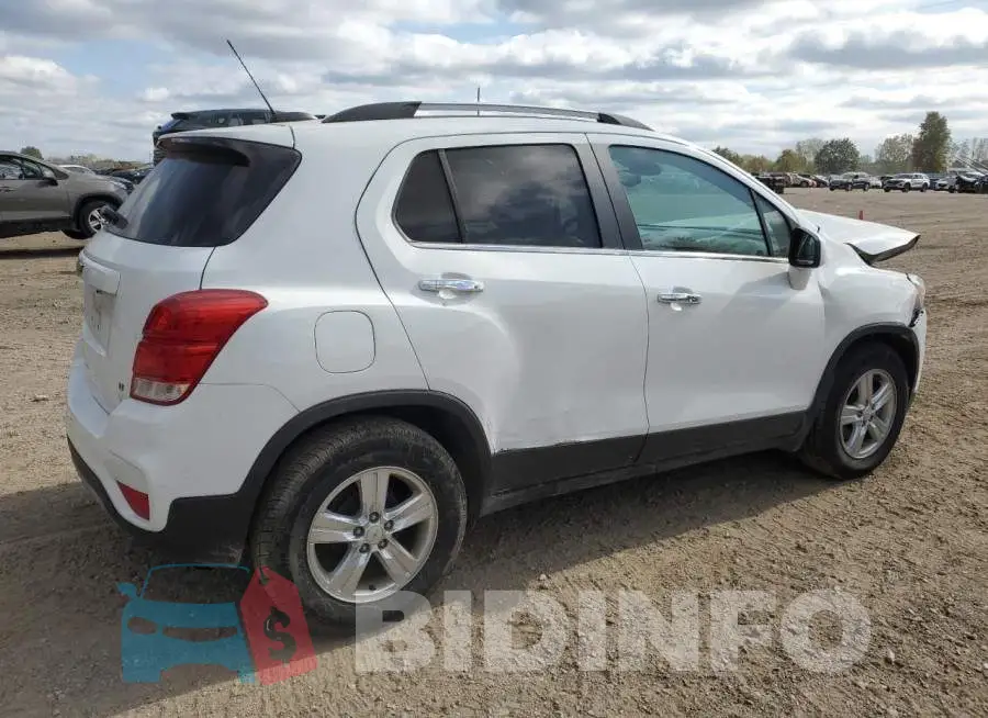 KL7CJLSB3JB633699 Photo# 3