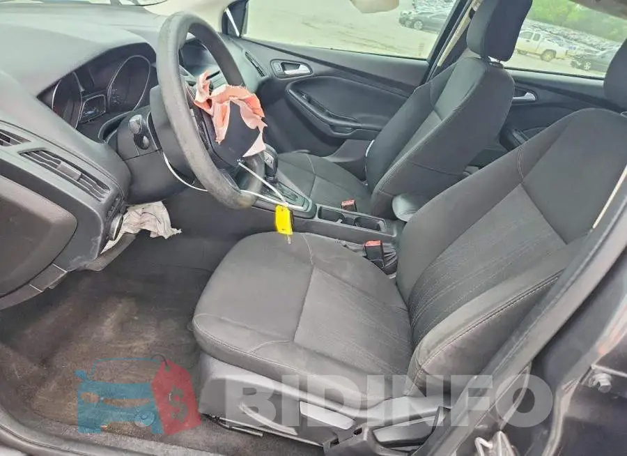 1FADP3F24HL201584 Photo# 7