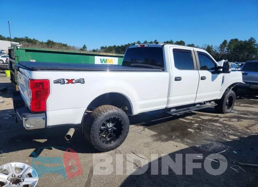1FT7W2B65LEE70638 Photo# 3