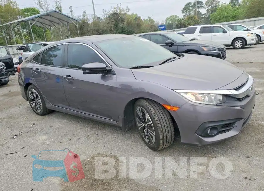19XFC1F73HE023741 Photo# 4