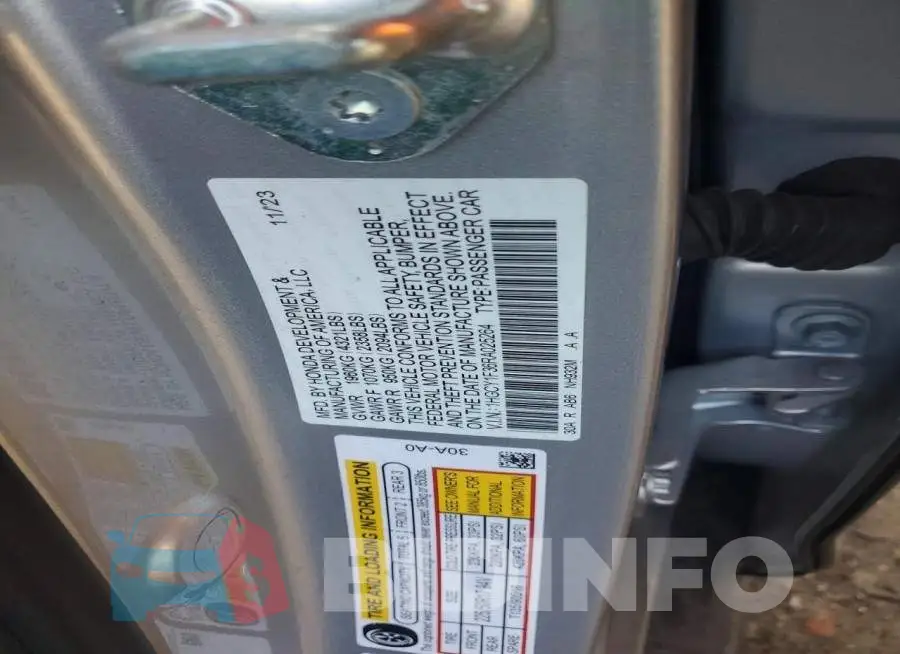 1HGCY1F36RA025264 Photo# 12