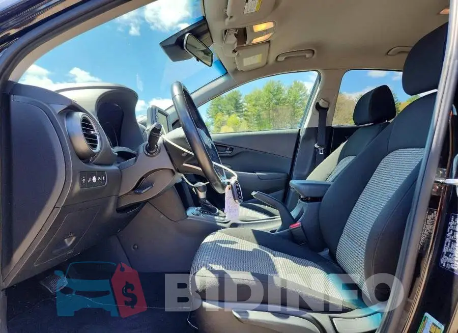 KM8K2CAA2KU335280 Photo# 7