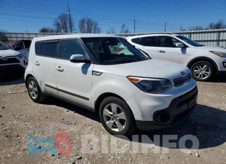KNDJN2A2XH7412866 Photo# 4