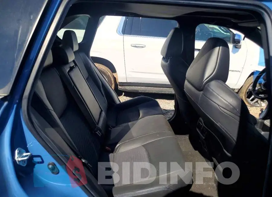 2T3E6RFV8PW046113 Photo# 11