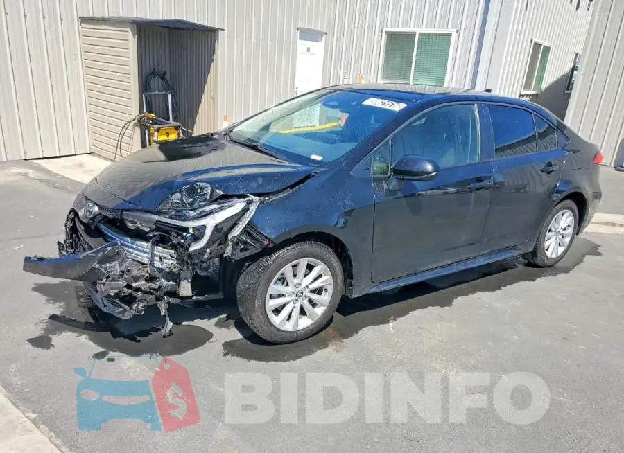 JTDBCMFE1T3124694 Photo# 1