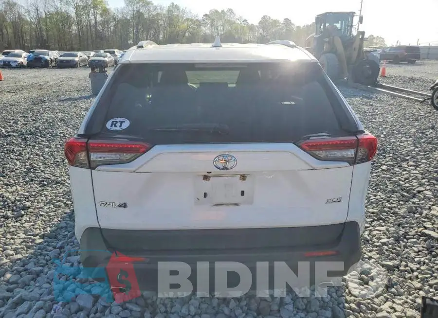 JTMW1RFV9KD042015 Photo# 6