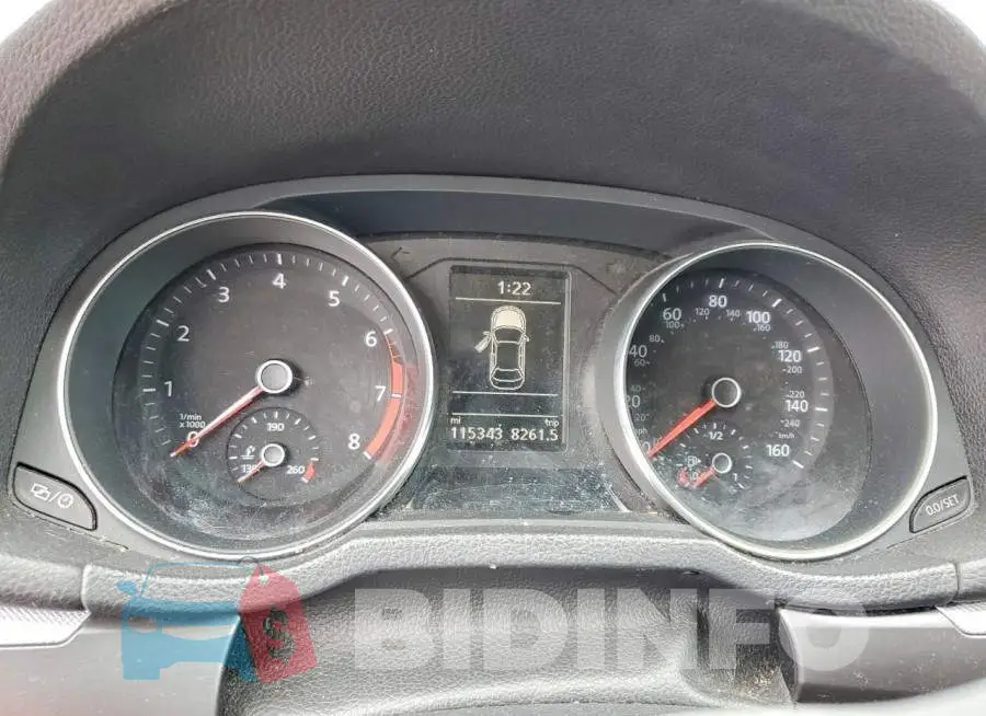 1VWDT7A31HC032439 Photo# 9