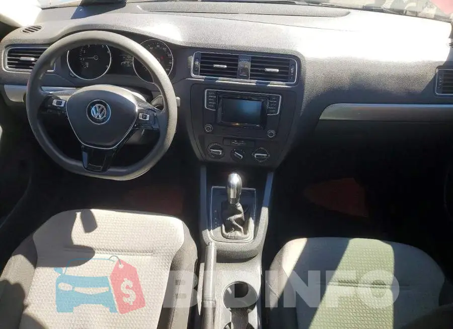 3VW2B7AJ0HM256258 Photo# 8