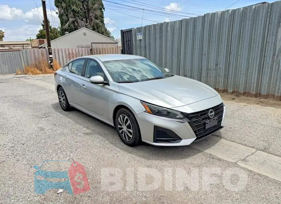 1N4BL4BV2PN384463 Photo# 1