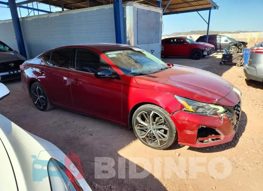 1N4BL4CV6PN375666 Photo# 4