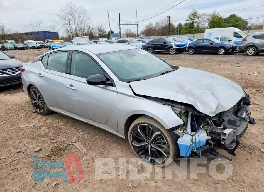 1N4BL4CV8PN338392 Photo# 4