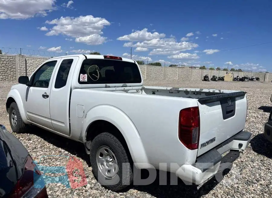 1N6BD0CT5JN703940 Photo# 2