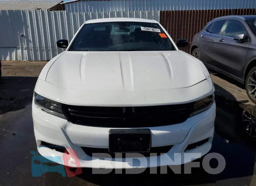 2C3CDXBG5PH704273 Photo# 5