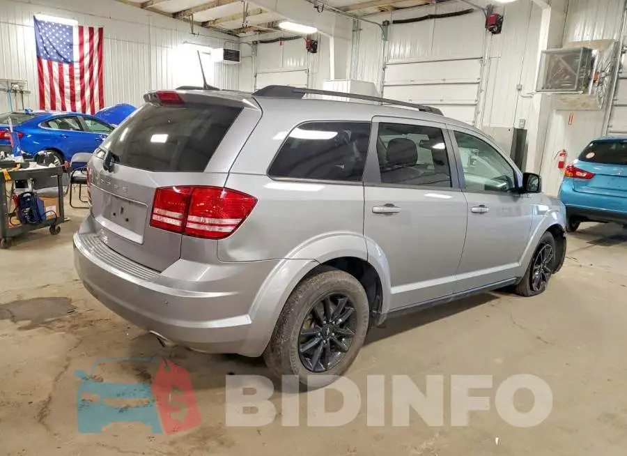 3C4PDCAB1LT275548 Photo# 3