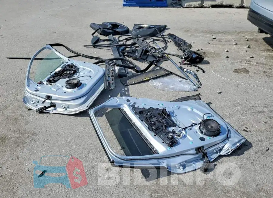 SADCJ2EX9MA684109 Photo# 13