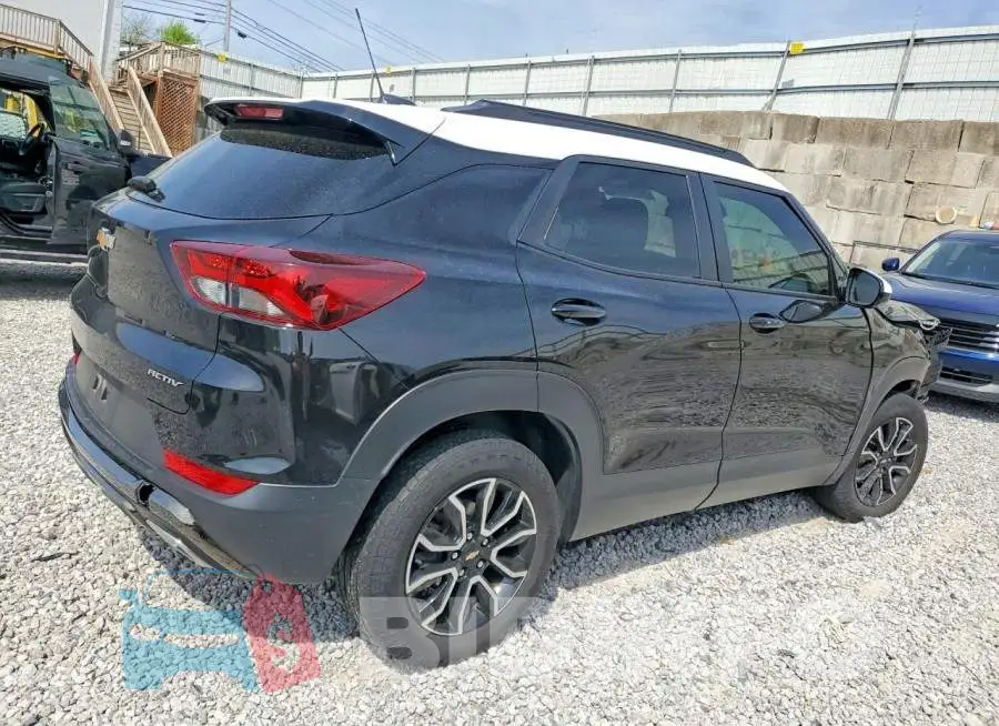 KL79MSSL4PB104954 Photo# 3