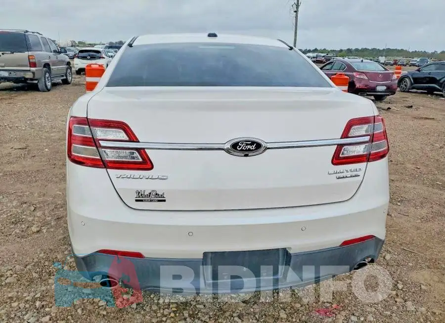 1FAHP2F84HG128936 Photo# 6