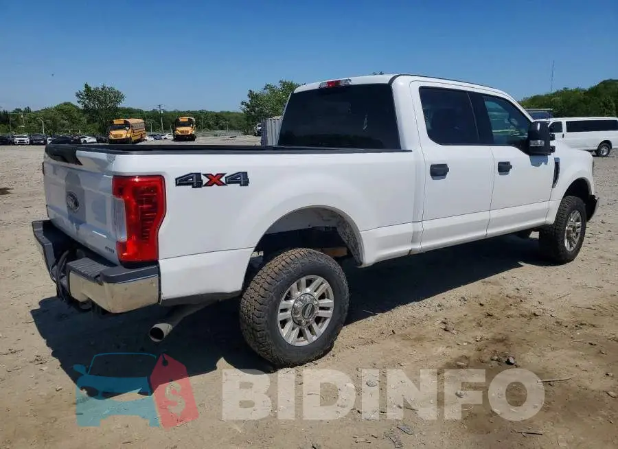 1FT7W2B66JEB12882 Photo# 3