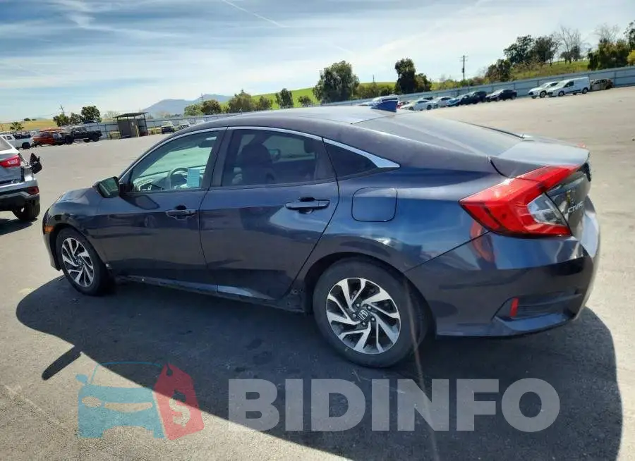 19XFC2F74HE219693 Photo# 2