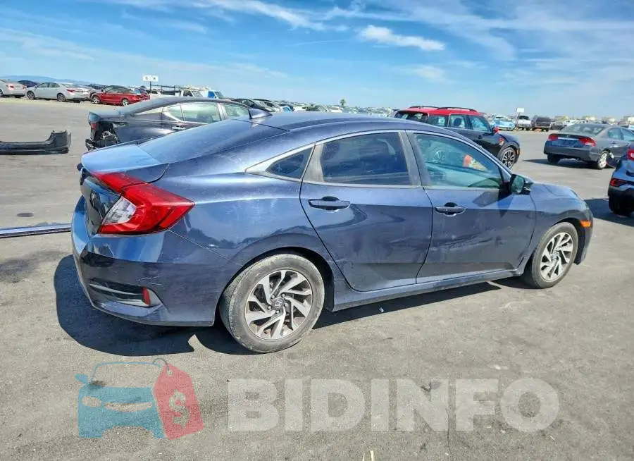 19XFC2F74HE219693 Photo# 3