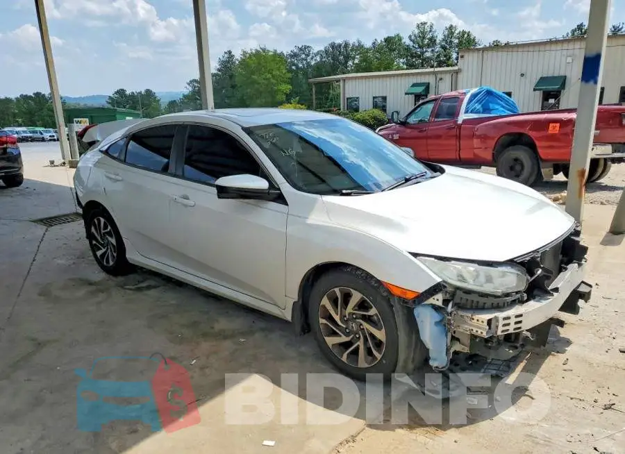 19XFC2F78HE004088 Photo# 4