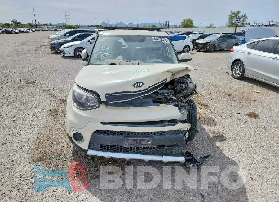 KNDJN2A15J7582954 Photo# 5