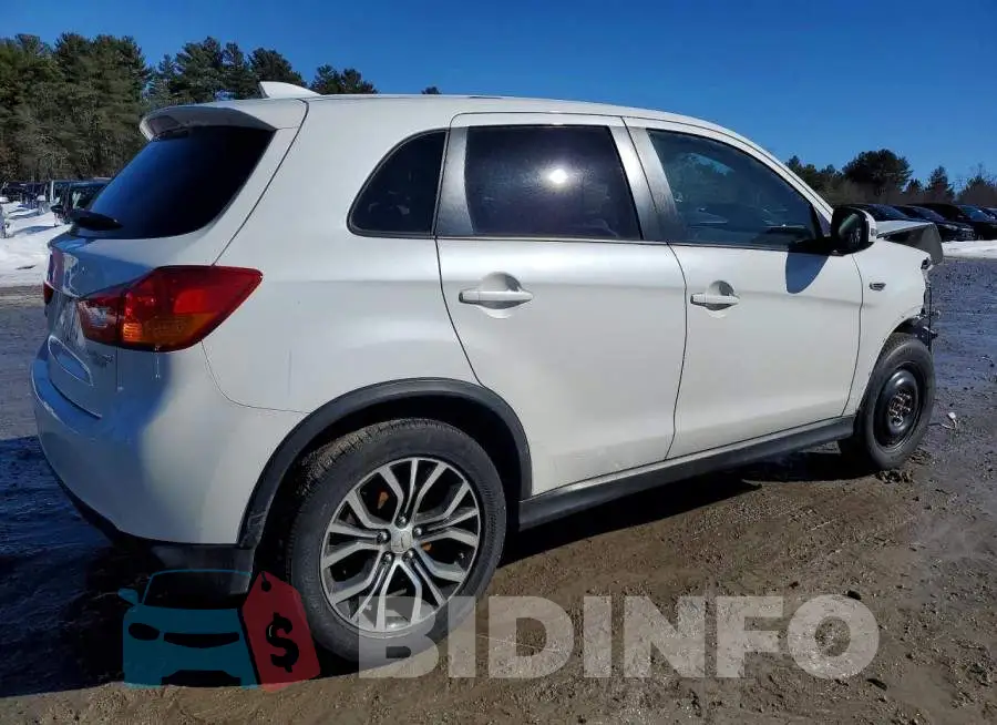 JA4AR3AU6HZ005198 Photo# 3