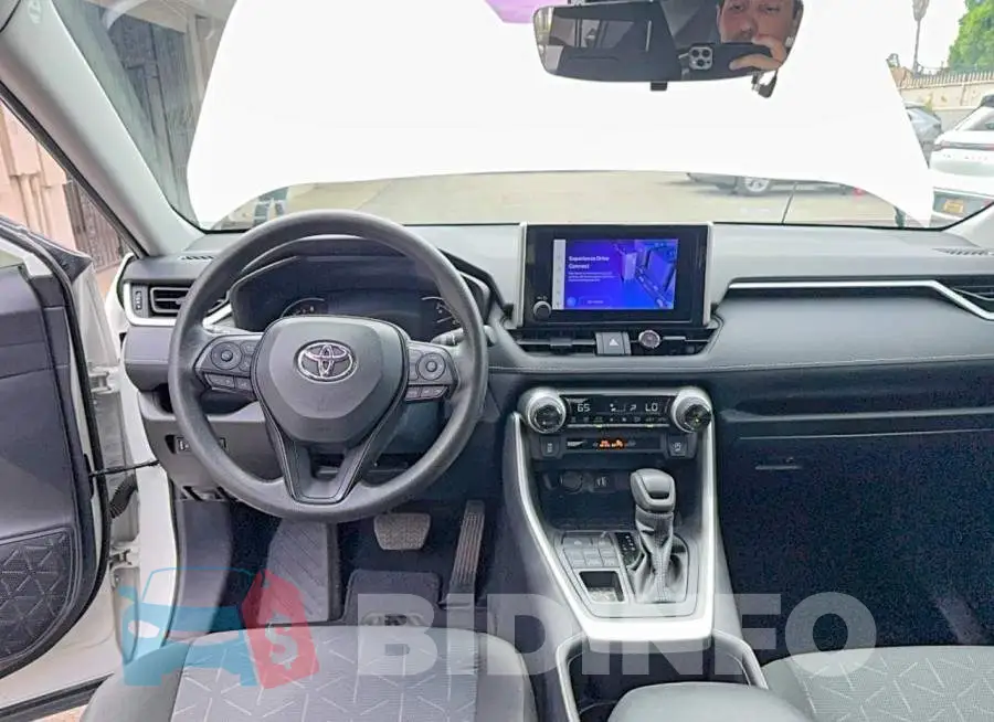 2T3P1RFV6RC482759 Photo# 9