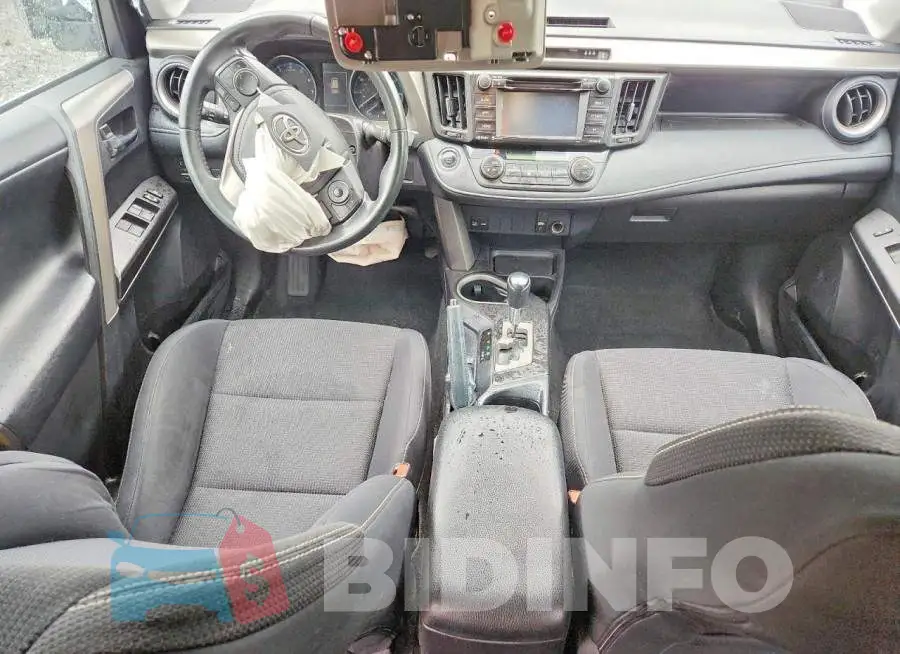 2T3WFREV2JW411592 Photo# 8